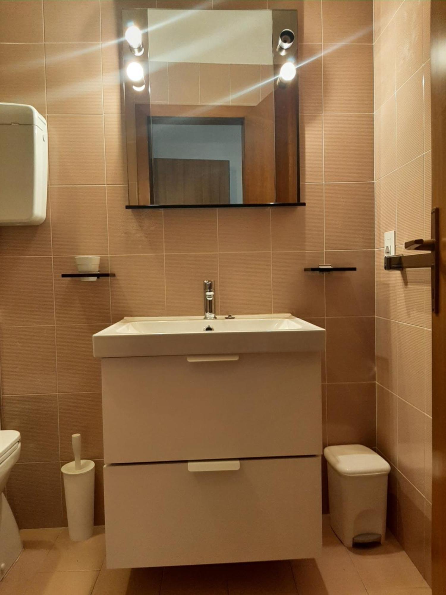Camere Porto Vecchio Con Parcheggio A Pochi Passi Dal Castello Малчезине Стая снимка